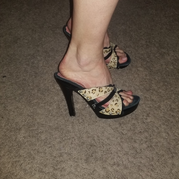 3/$15🌈Steve Madden Heels - Picture 10 of 12